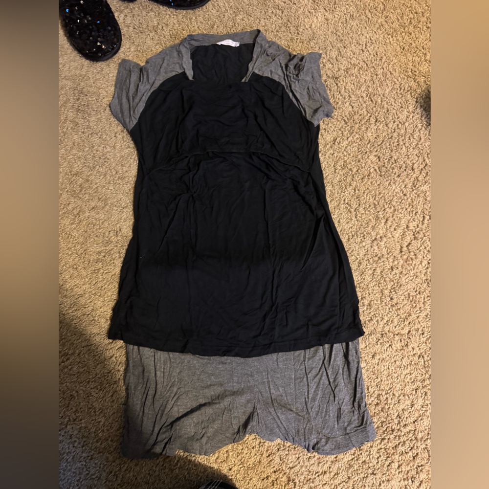 Maternity/postpartum pj set